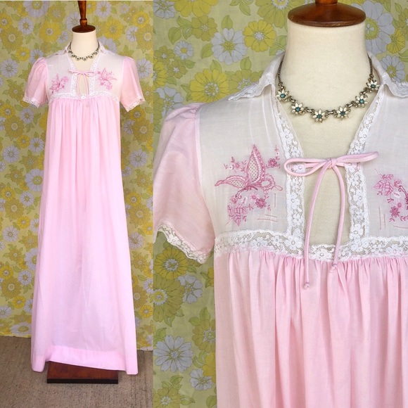 Vintage Other - Vintage🌸40s/50s Pink Butterfly Babydoll Nightgown
